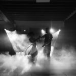 Photographier votre soirée de mariage : l’ambiance, même quand la lumière baisse